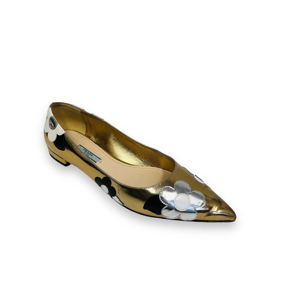PRADA Gold Metallic Floral Appliqué Leather Pointed Toe Ballet Flats 38.5 - Picture 2 of 8
